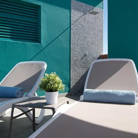 Ξενοδοχείο με διαμερίσματα Idafe 2*