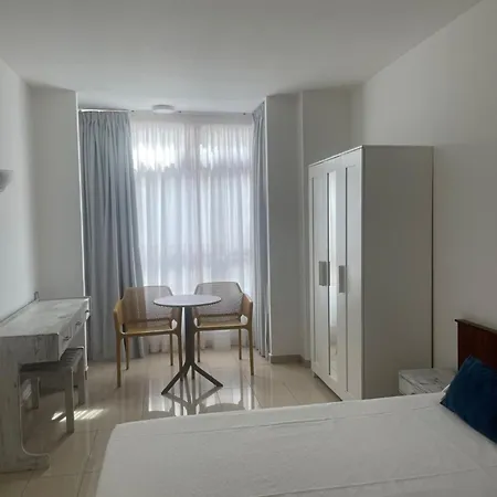 Idafe Aparthotel 2*