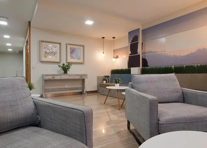 Idafe アパートホテル